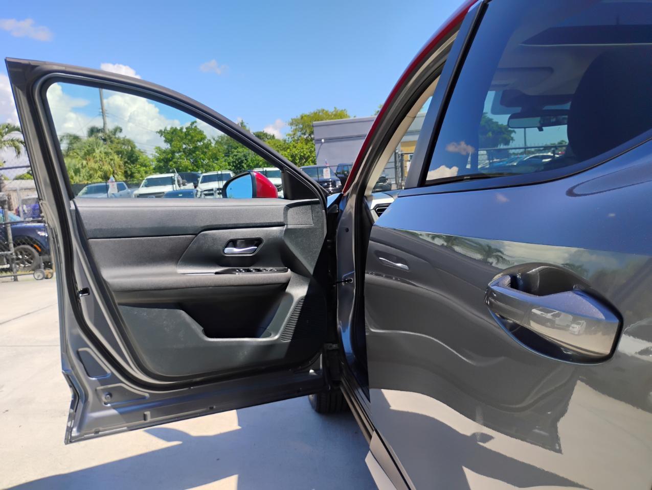 Nissan Kicks SV 2025
