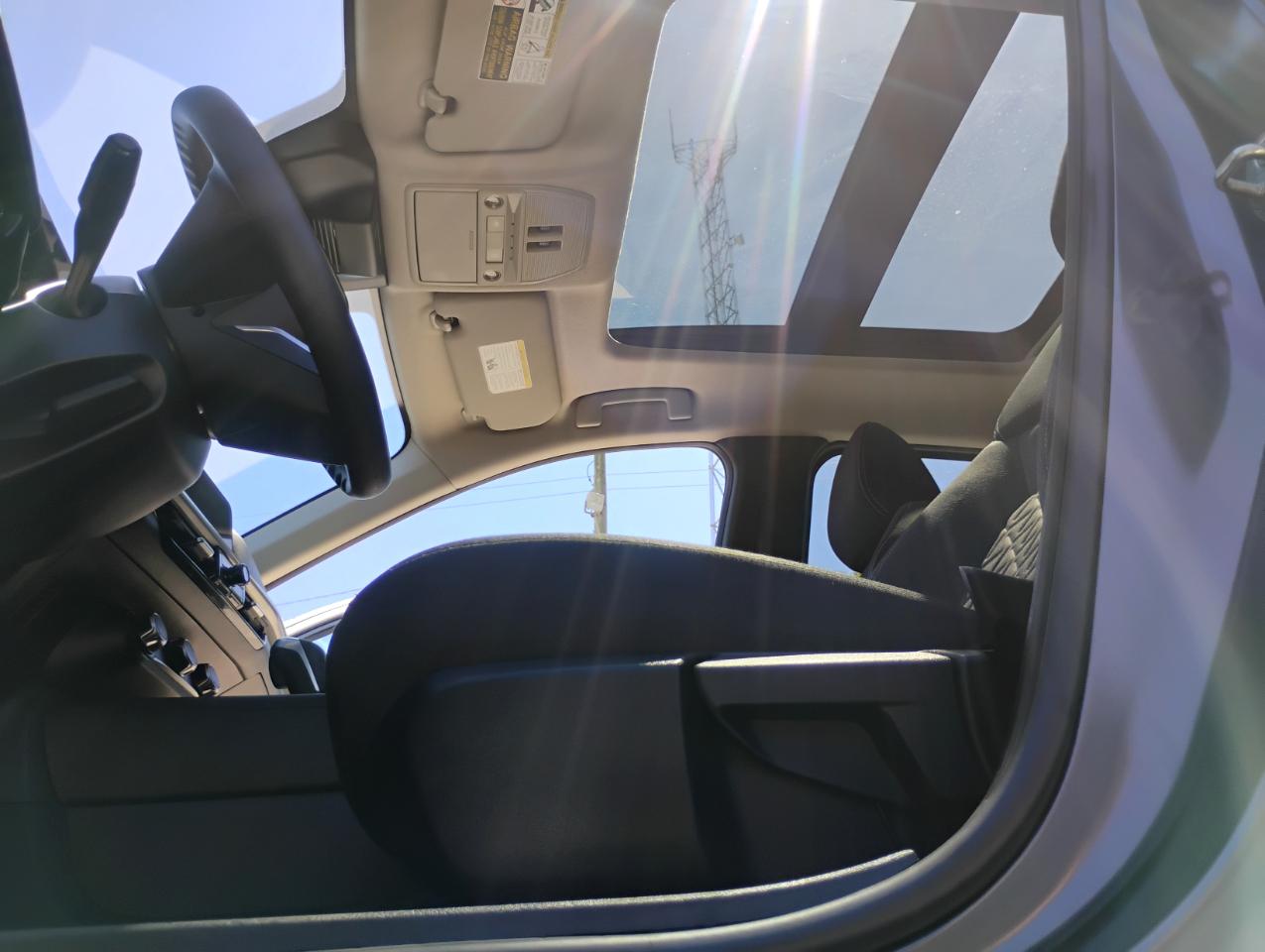 Nissan Kicks SV 2025