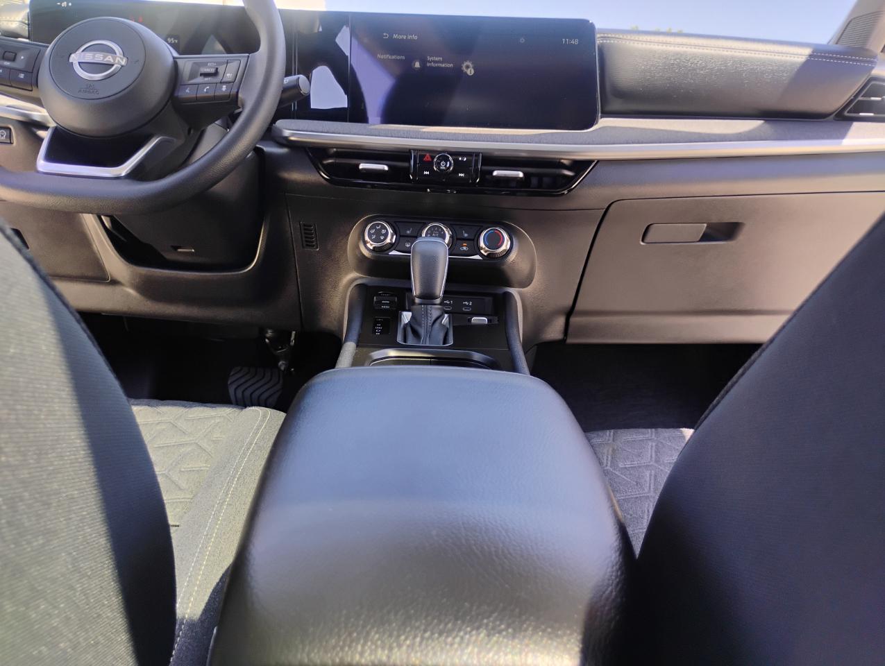 Nissan Kicks SV 2025