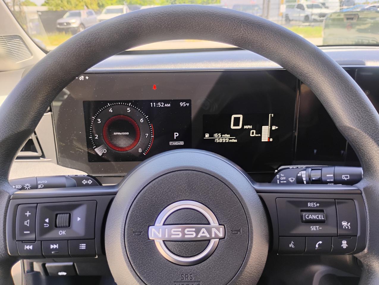 Nissan Kicks SV 2025