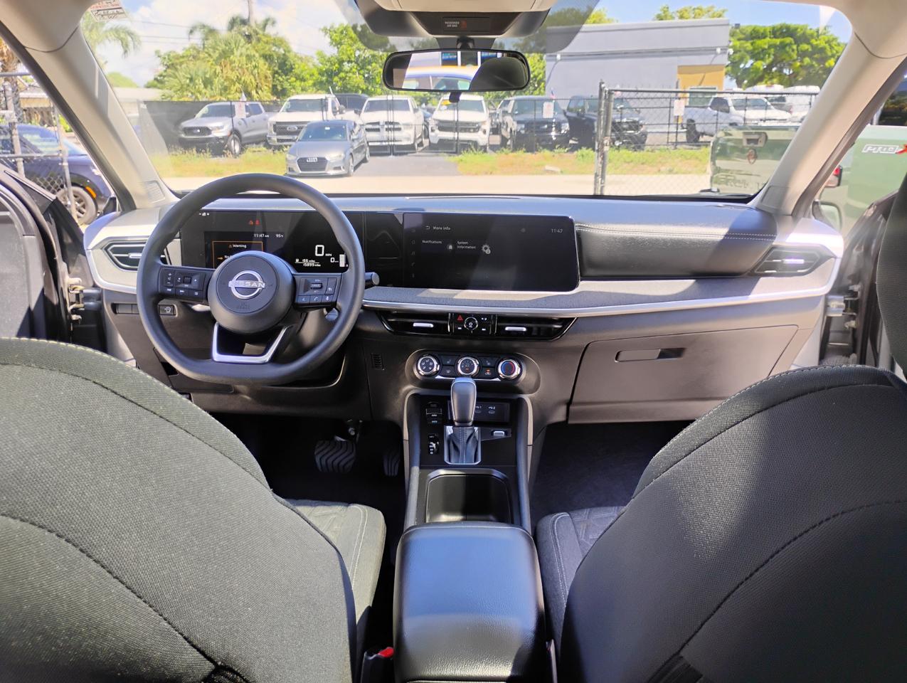 Nissan Kicks SV 2025