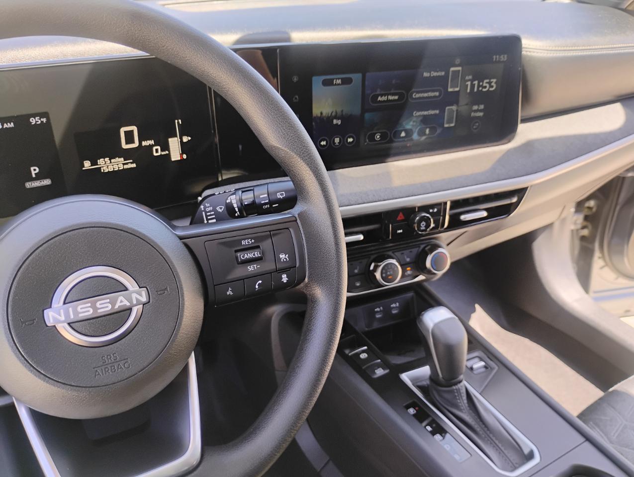 Nissan Kicks SV 2025