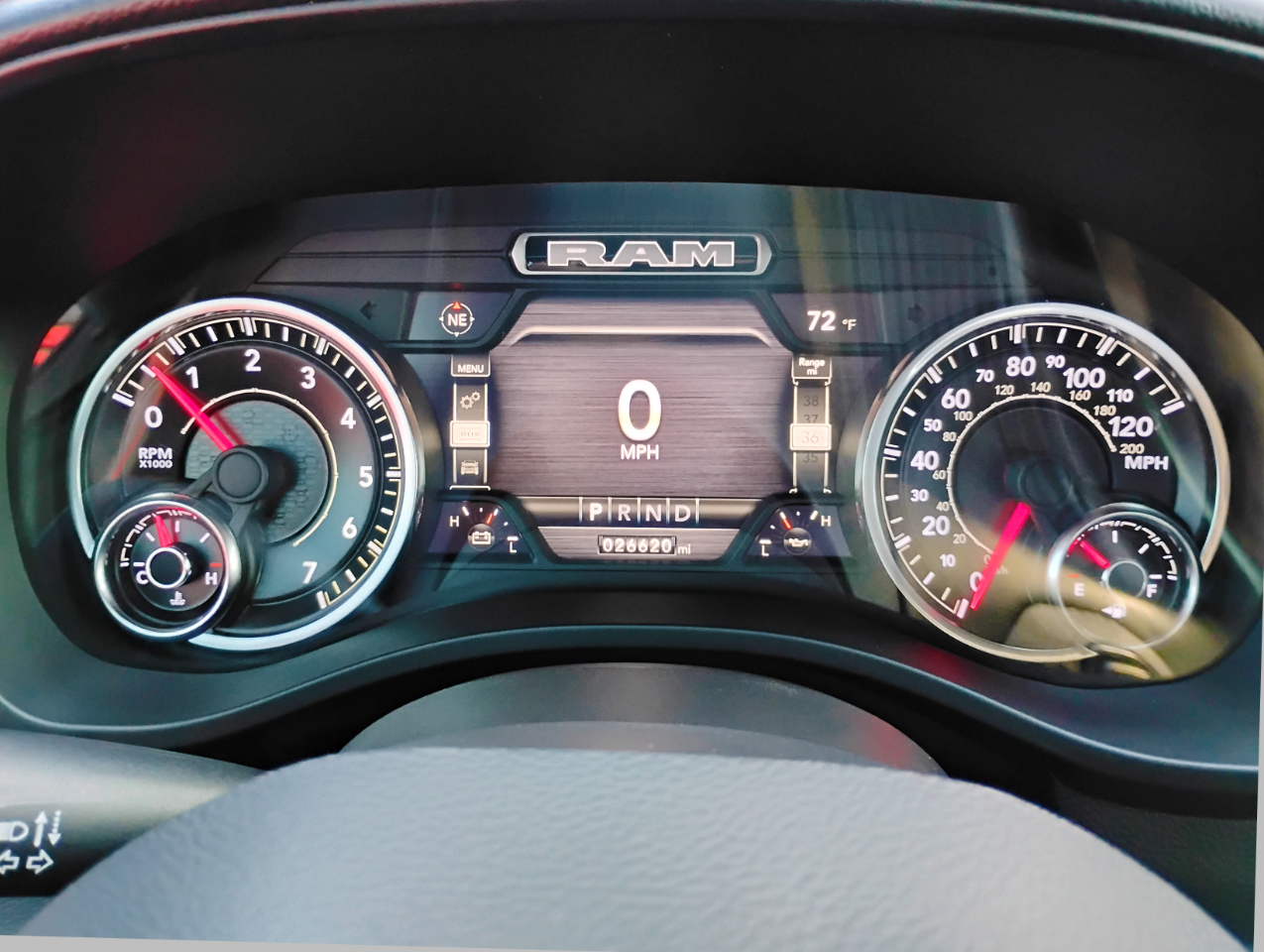 RAM 1500 Big Horn Quad Cab 2WD 2022