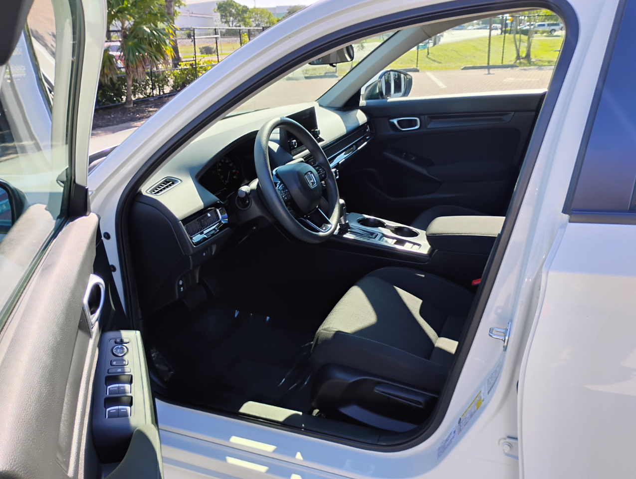 Honda Civic LX Sedan CVT 2024