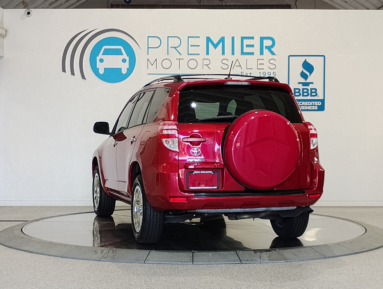 Toyota RAV4 Base V6 4WD 2012