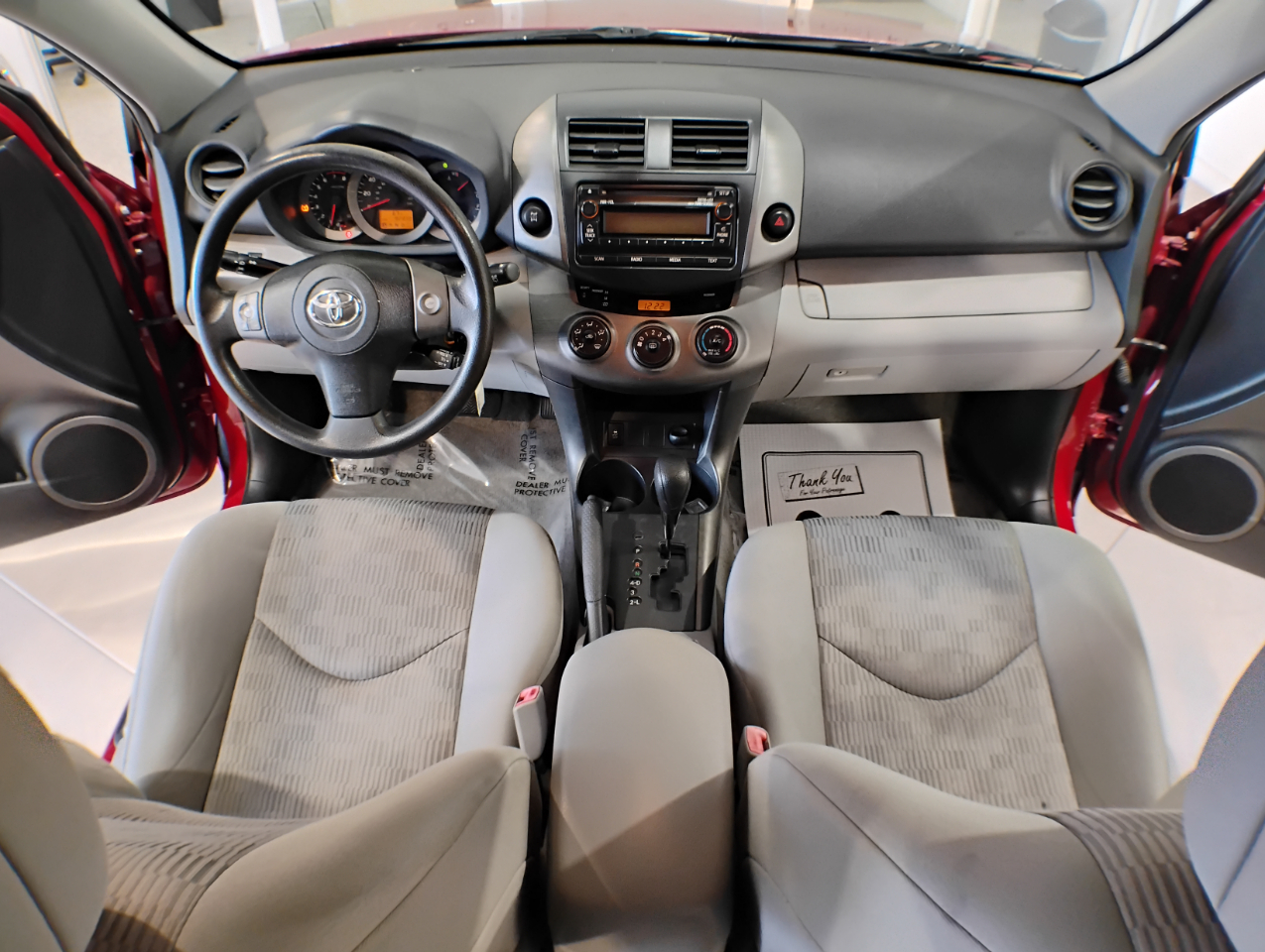 Toyota RAV4 Base V6 4WD 2012