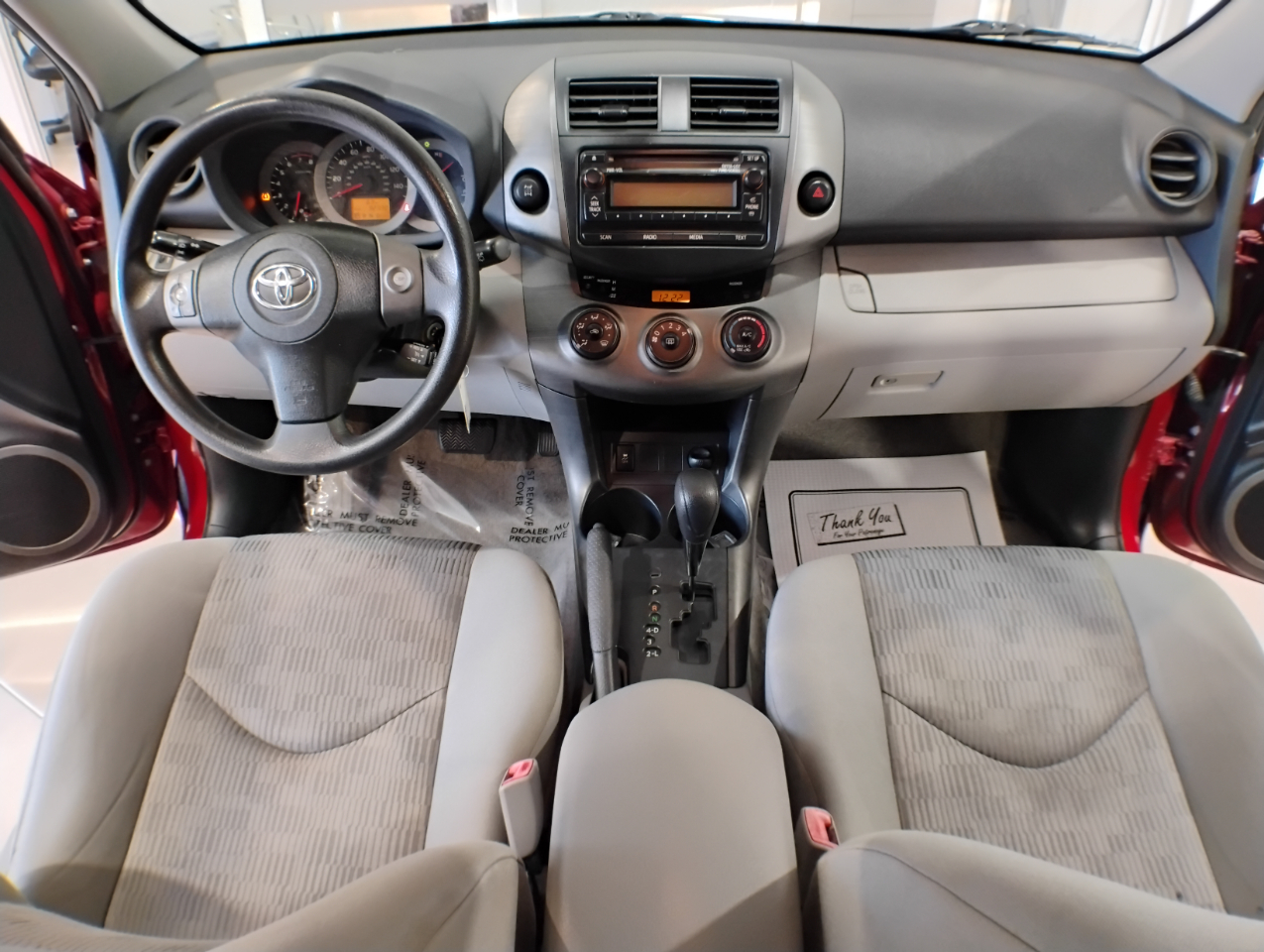 Toyota RAV4 Base V6 4WD 2012