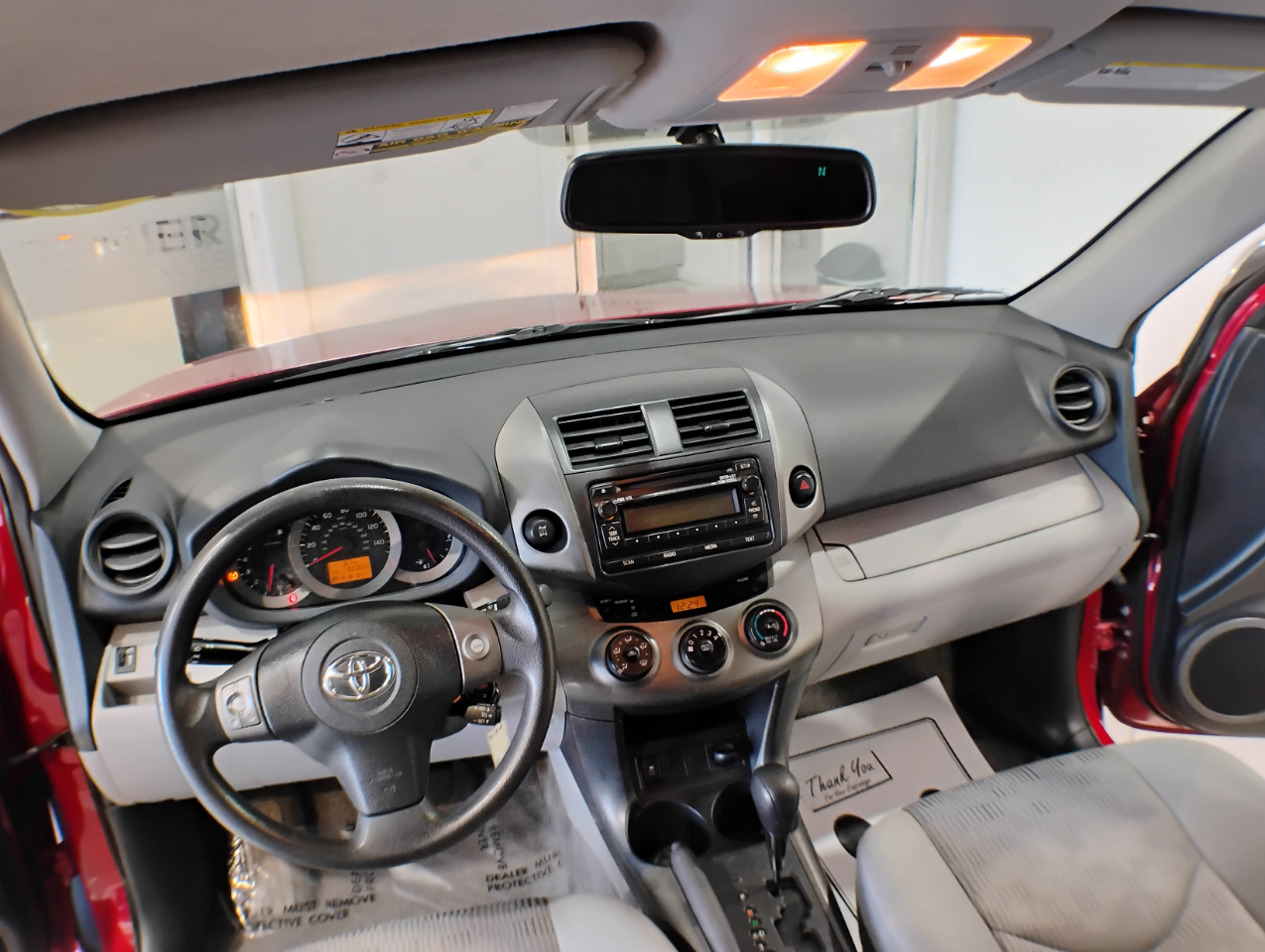 Toyota RAV4 Base V6 4WD 2012