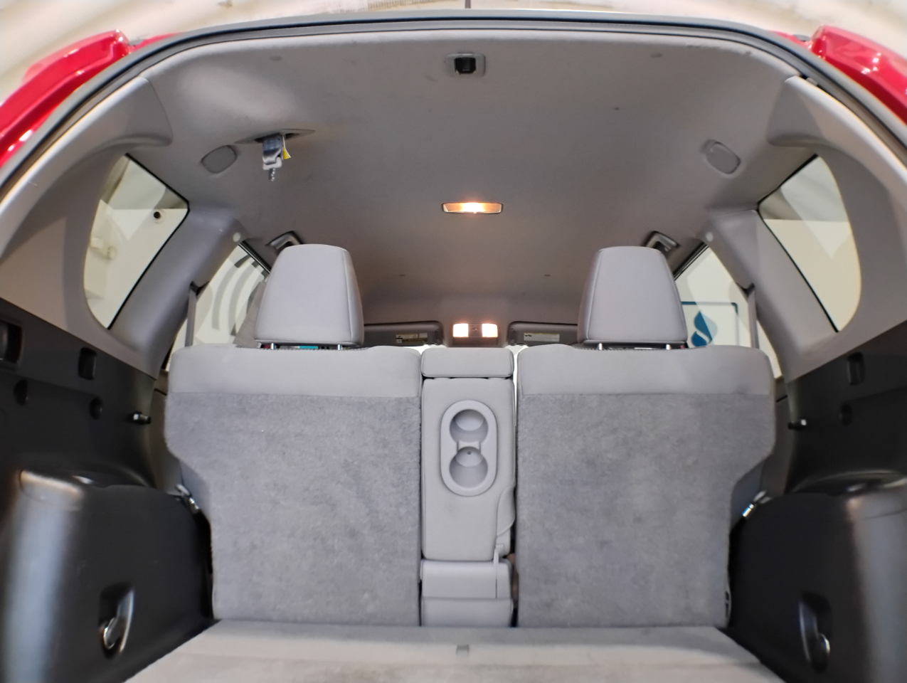 Toyota RAV4 Base V6 4WD 2012