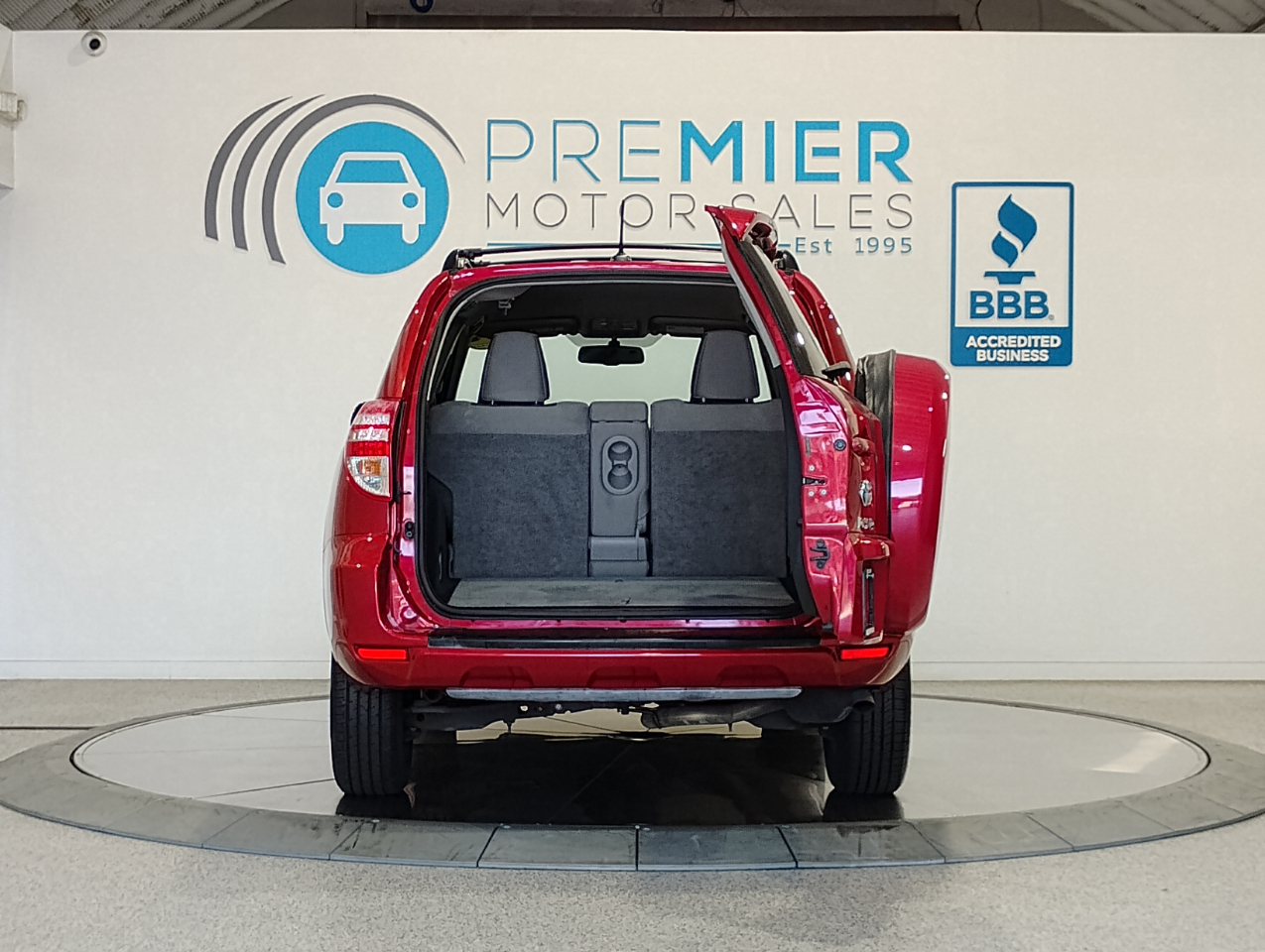 Toyota RAV4 Base V6 4WD 2012