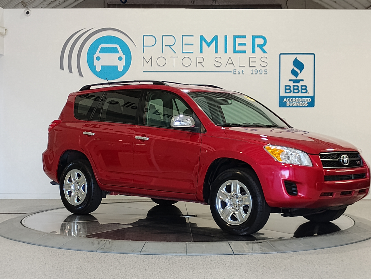 Toyota RAV4 Base V6 4WD 2012