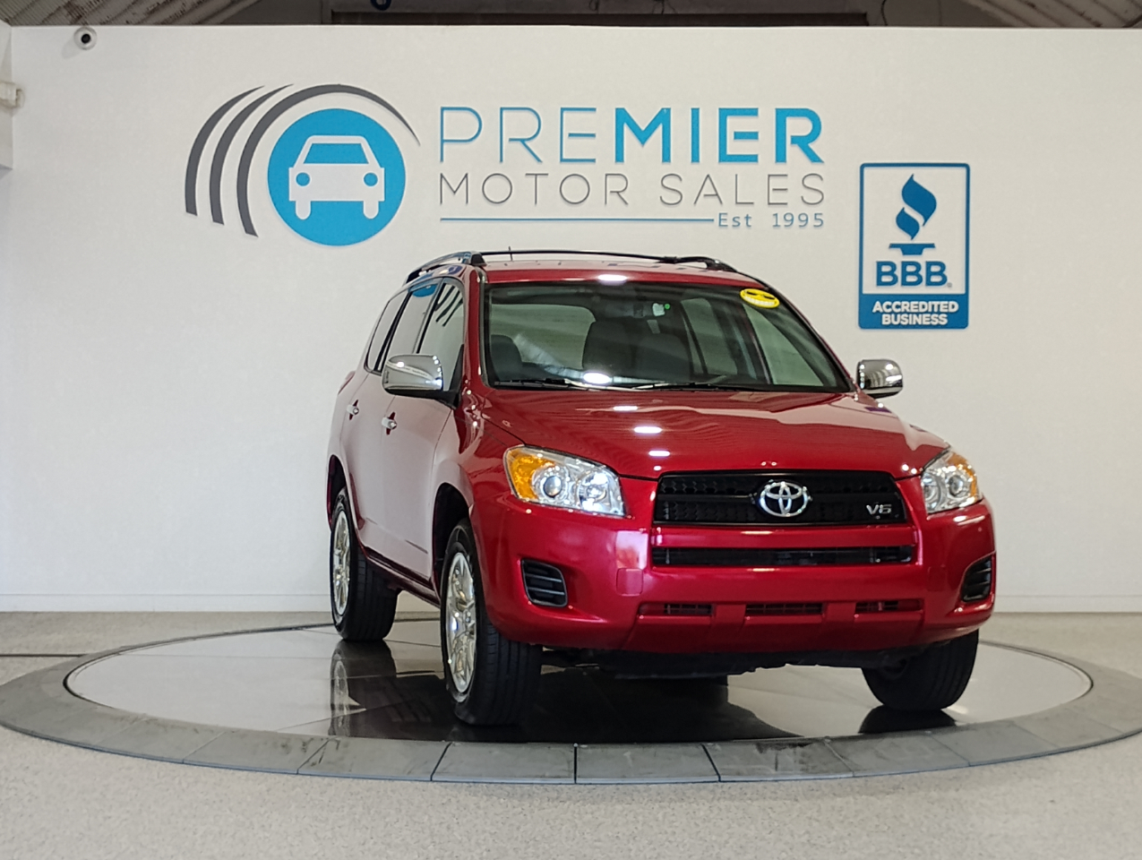 Toyota RAV4 Base V6 4WD 2012