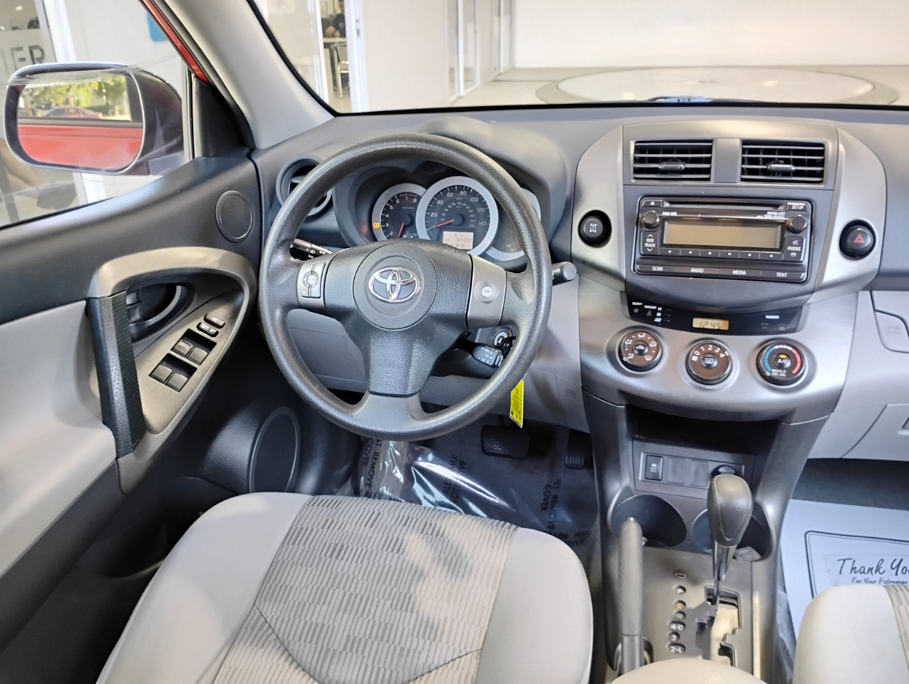 Toyota RAV4 Base V6 4WD 2012