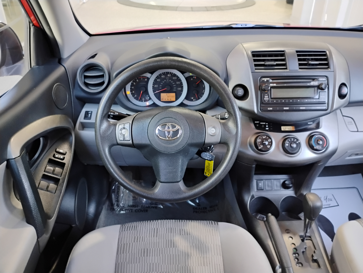 Toyota RAV4 Base V6 4WD 2012