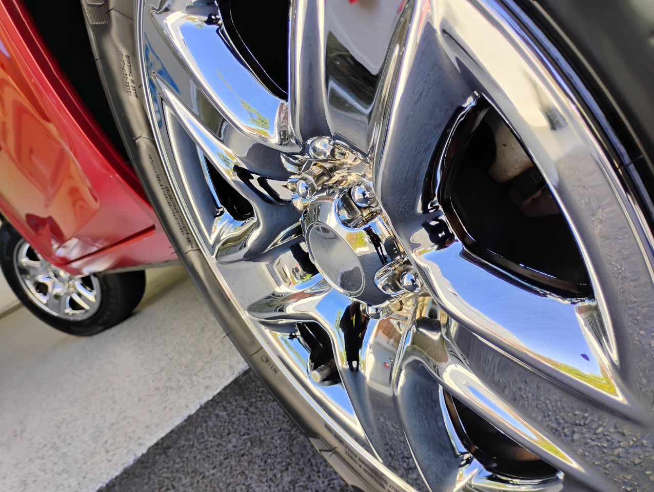 Toyota RAV4 Base V6 4WD 2012