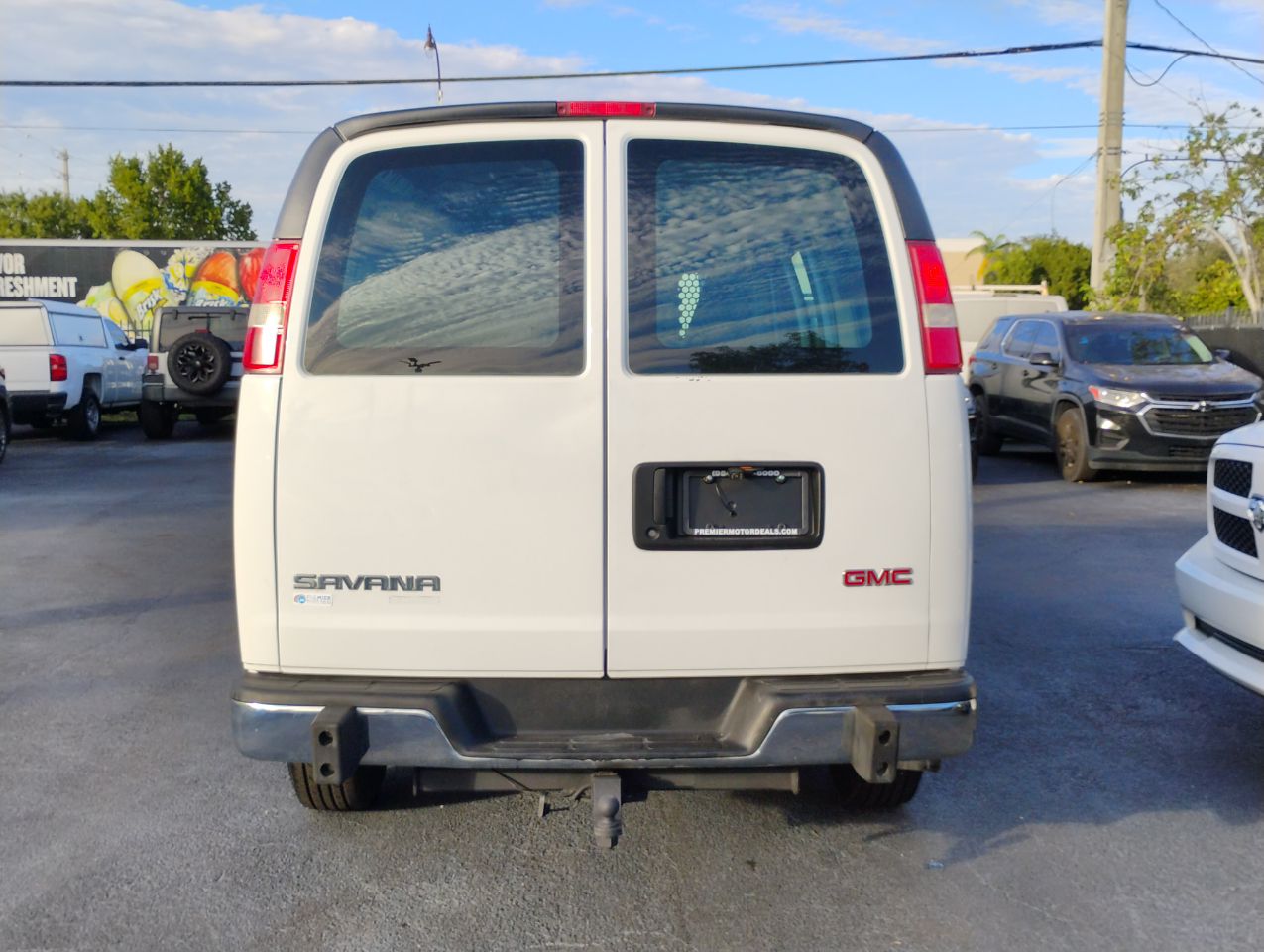 GMC Savana G2500 Cargo 2016
