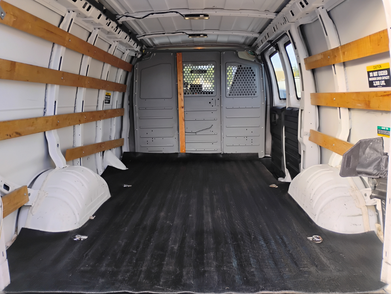 GMC Savana G2500 Cargo 2016