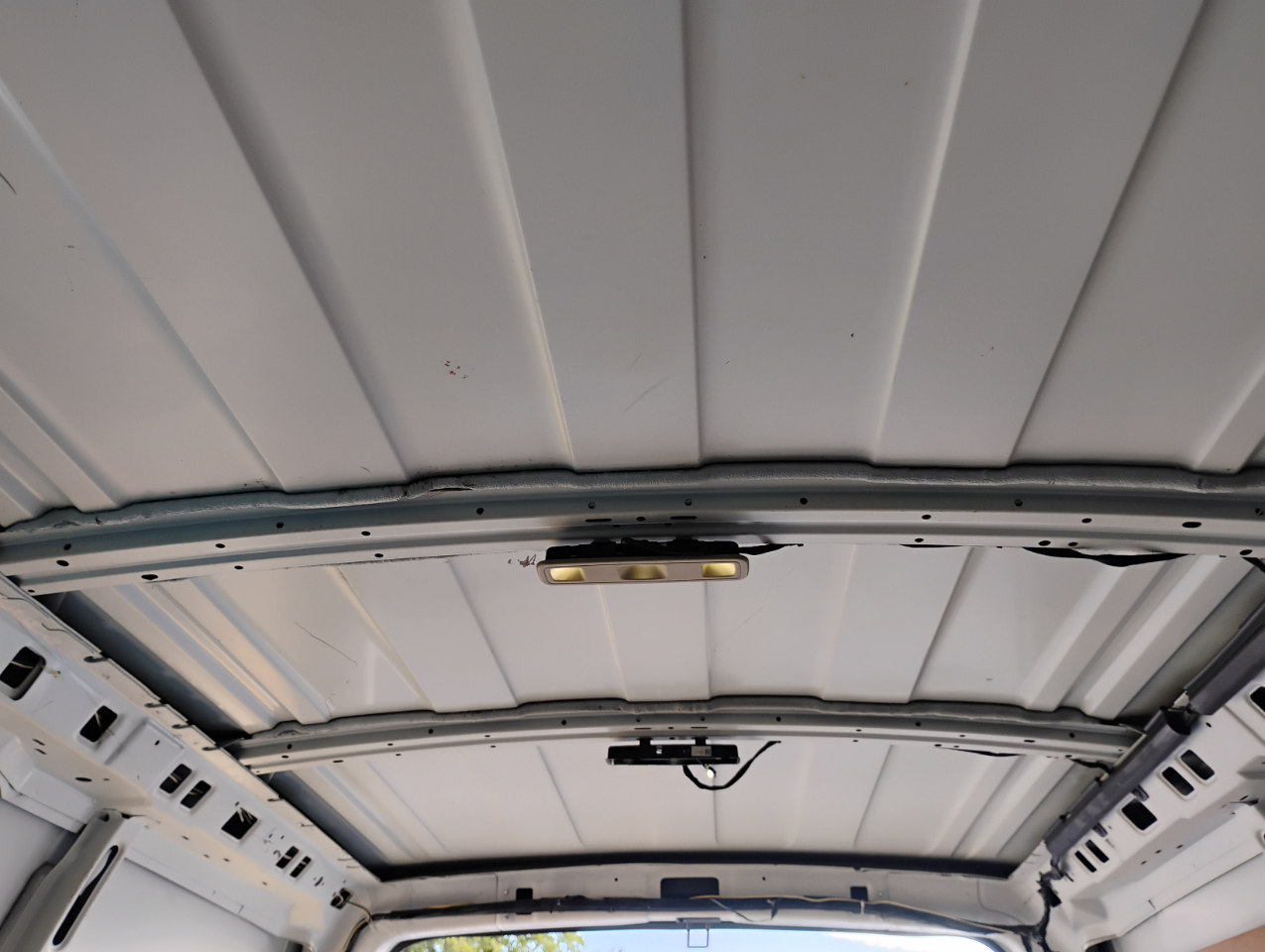 GMC Savana G2500 Cargo 2016