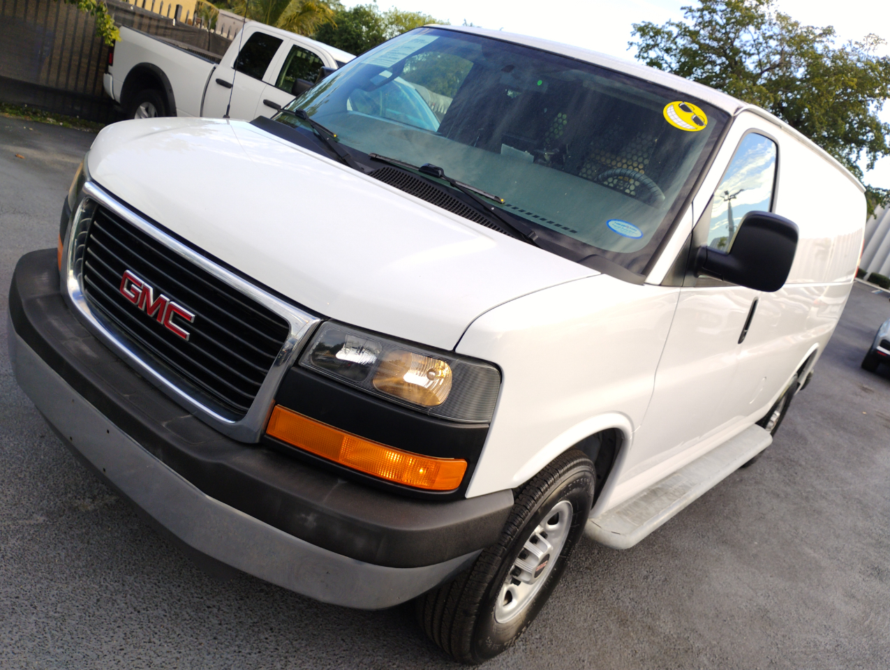 GMC Savana G2500 Cargo 2016