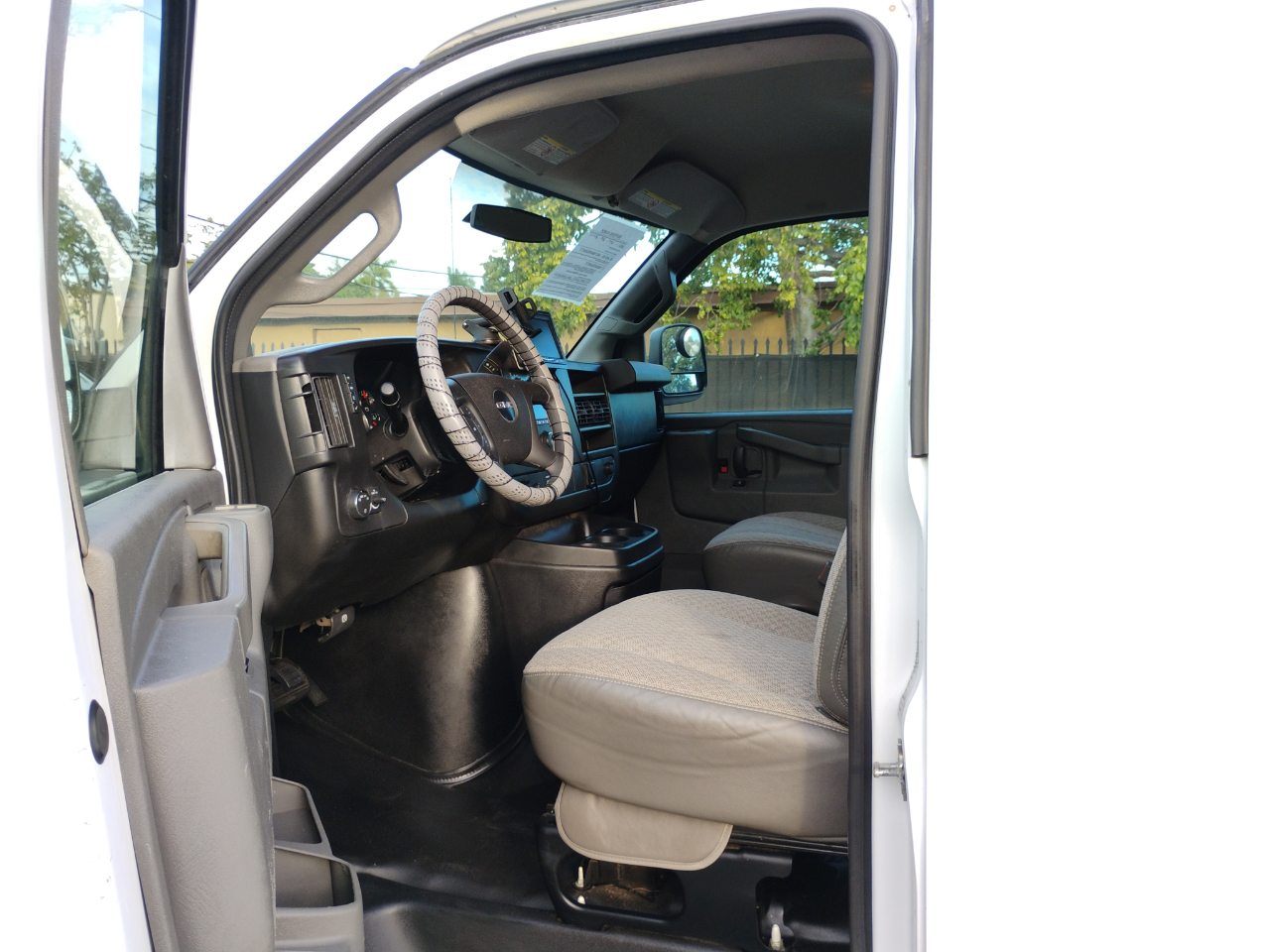 GMC Savana G2500 Cargo 2016