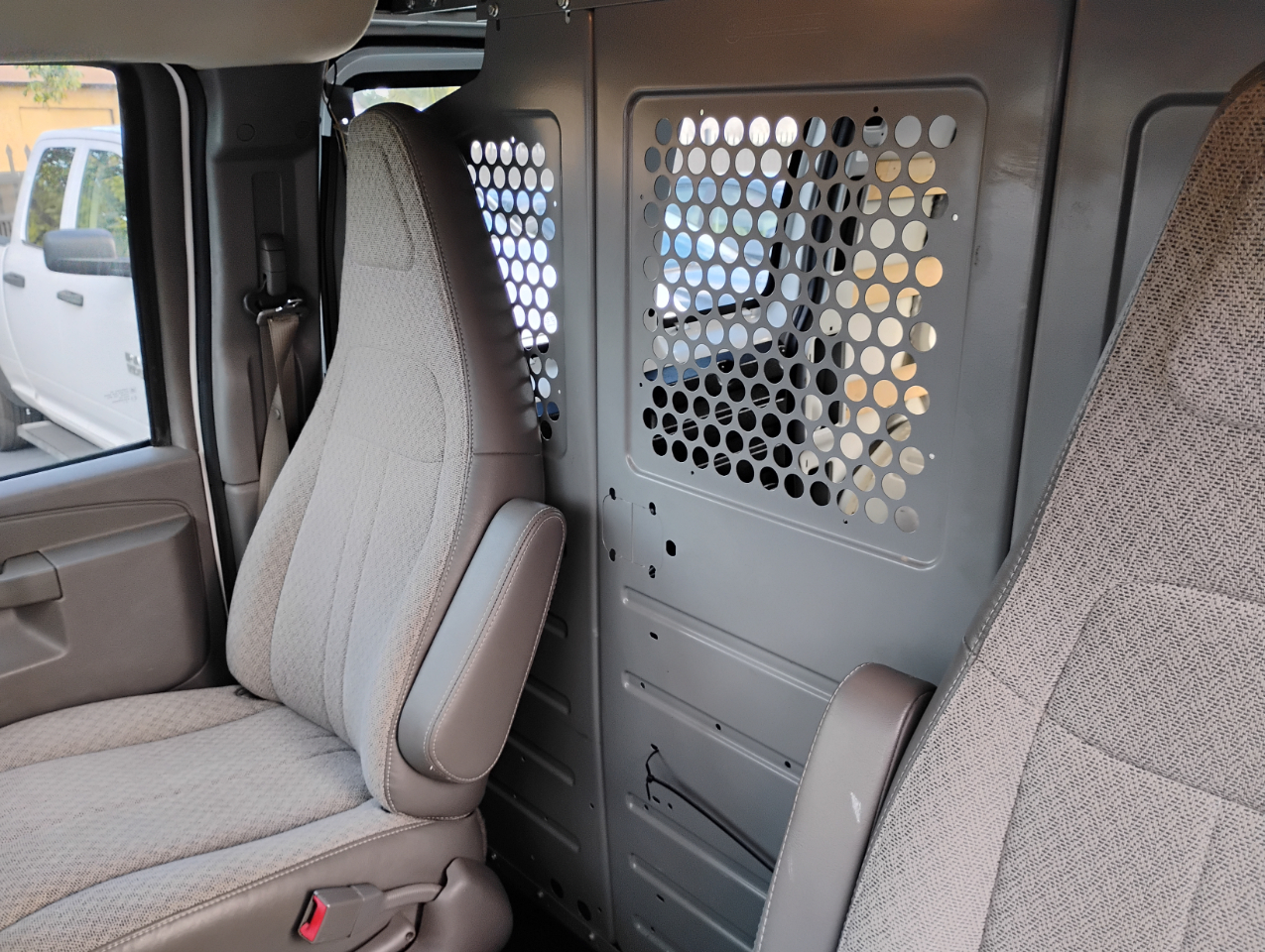 GMC Savana G2500 Cargo 2016