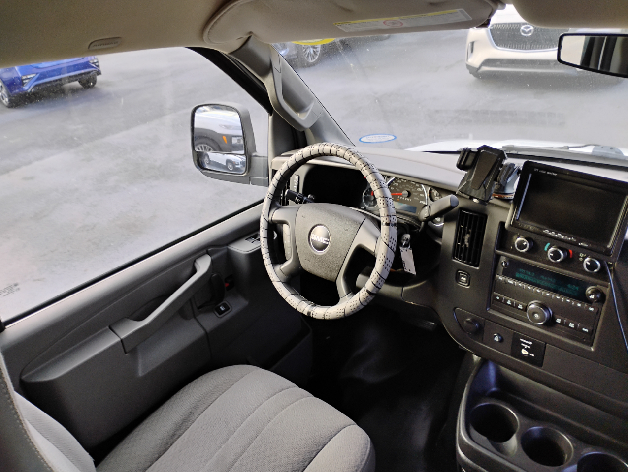 GMC Savana G2500 Cargo 2016