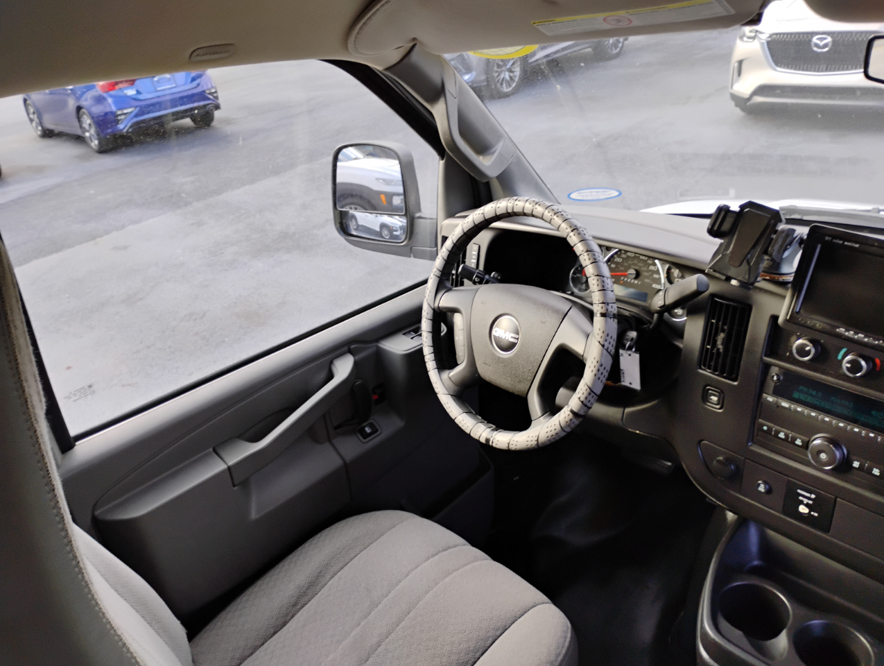 GMC Savana G2500 Cargo 2016