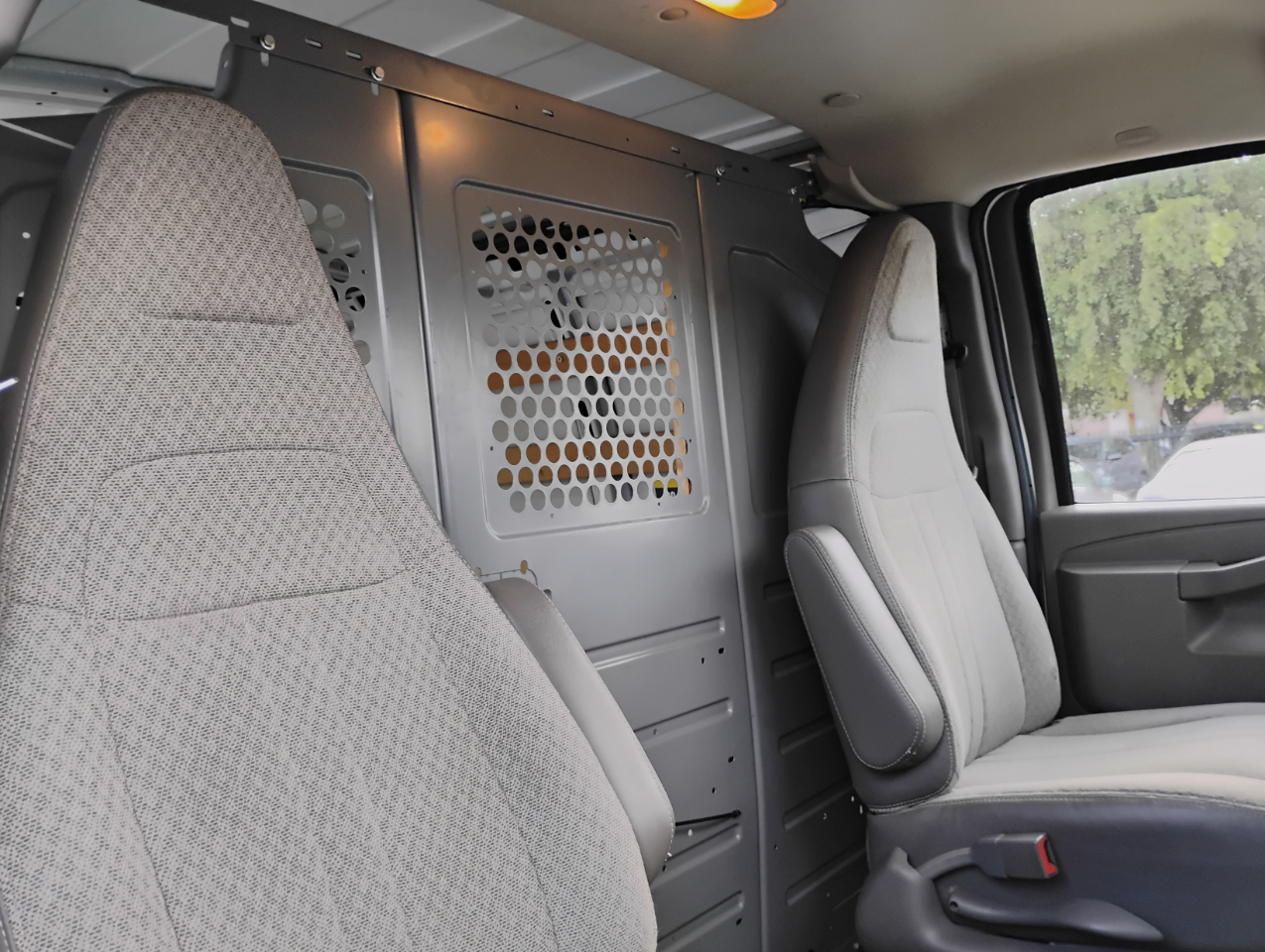 GMC Savana G2500 Cargo 2016