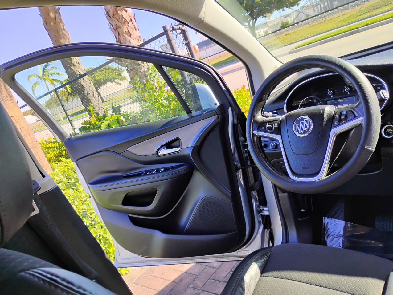 Buick Encore Preferred FWD 2017