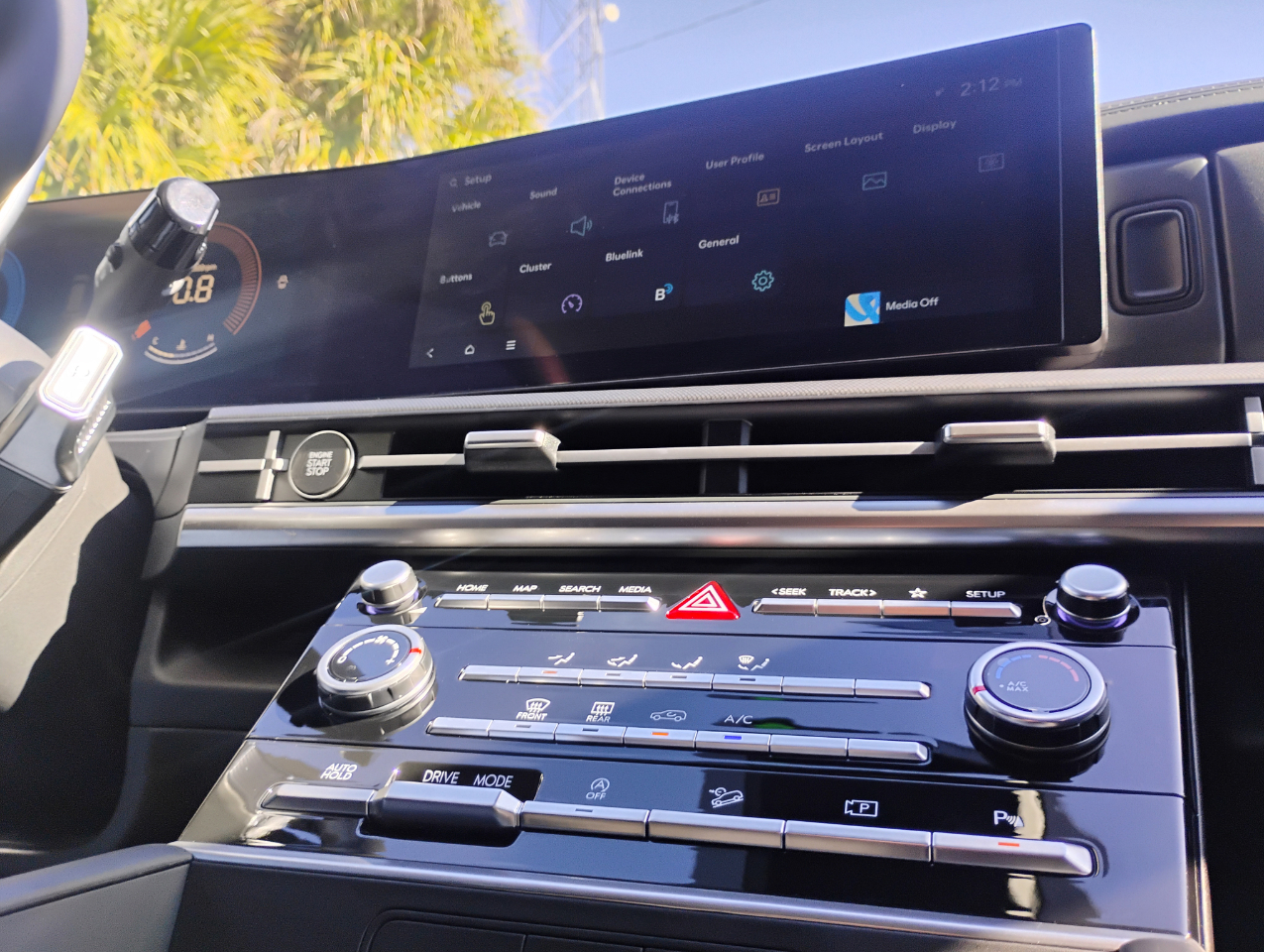 Hyundai Santa Fe SE 2024