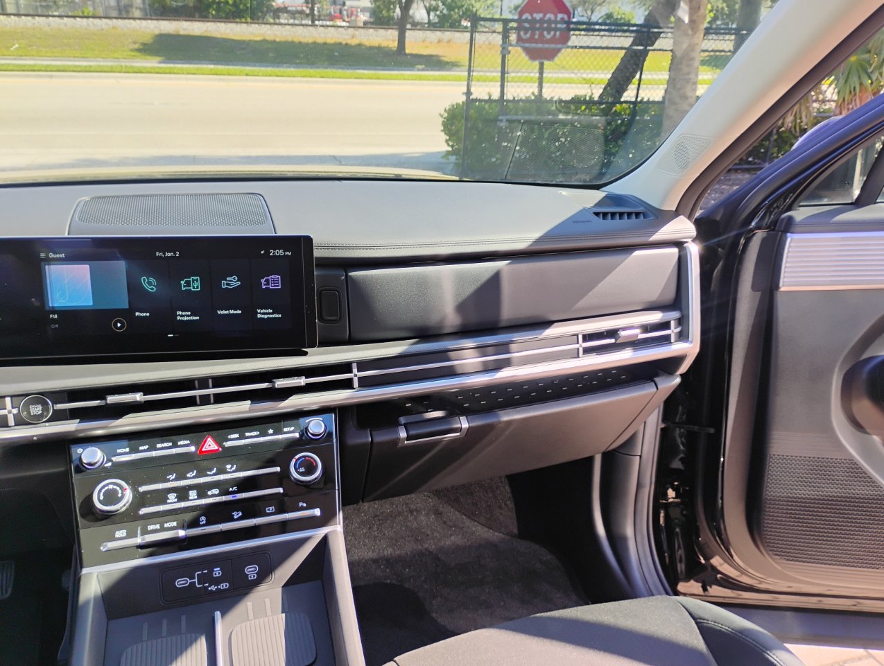 Hyundai Santa Fe SE 2024