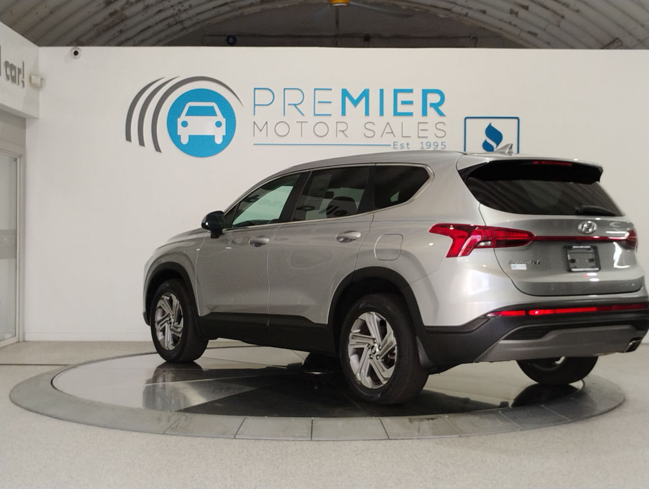 Hyundai Santa Fe SE 2023