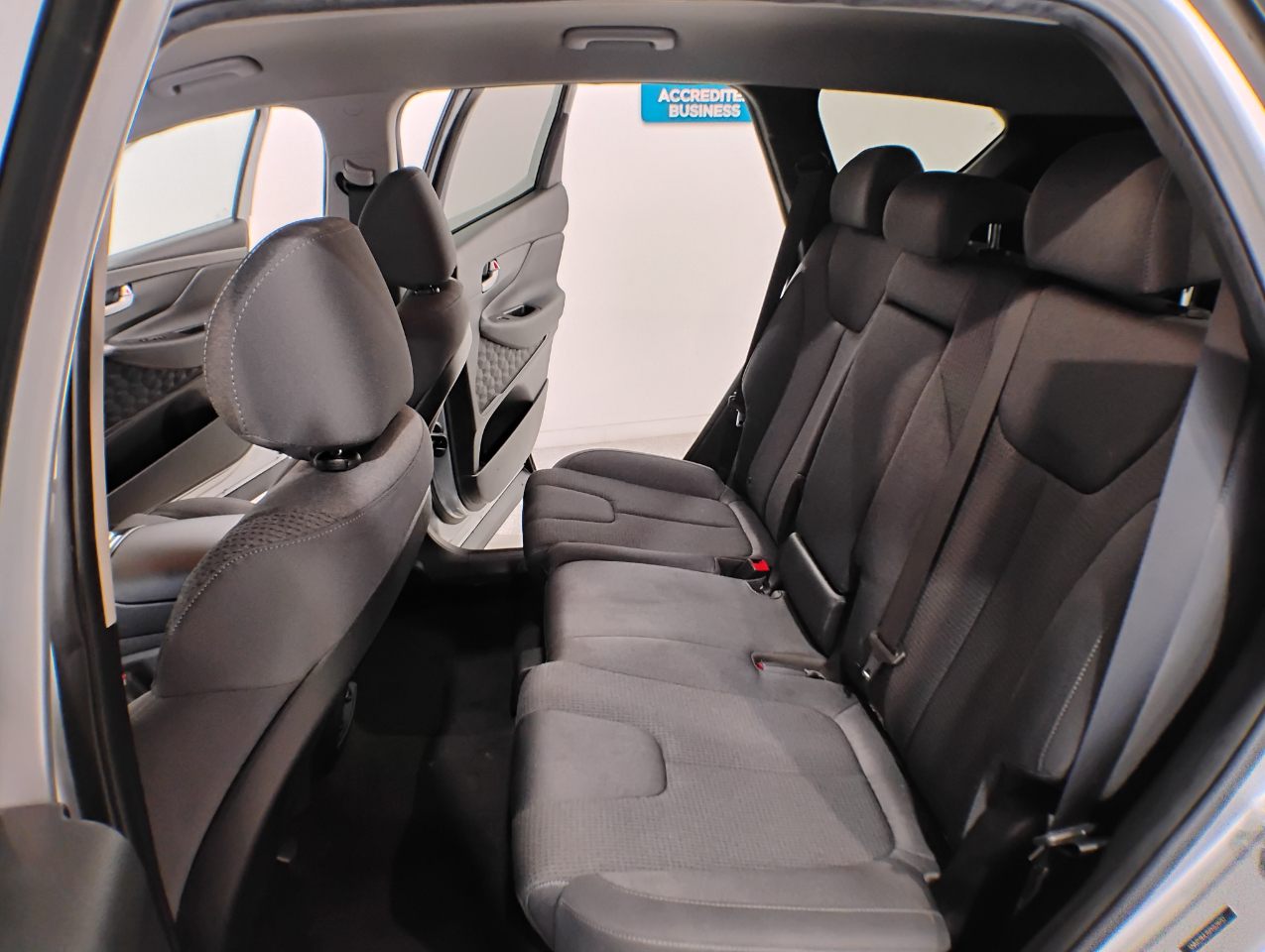 Hyundai Santa Fe SE 2023