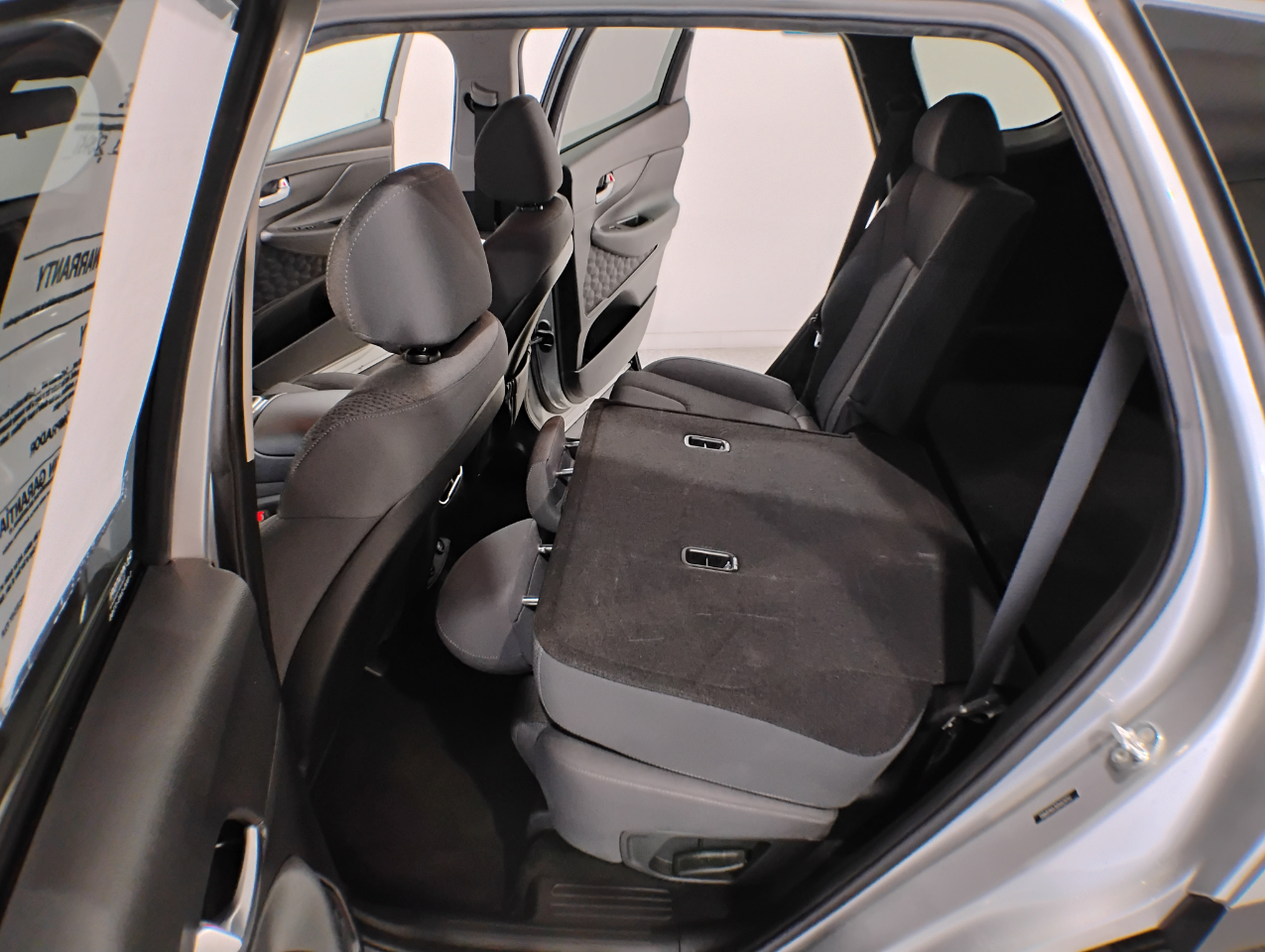 Hyundai Santa Fe SE 2023