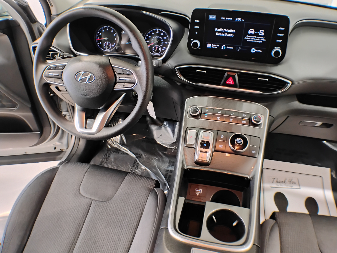 Hyundai Santa Fe SE 2023