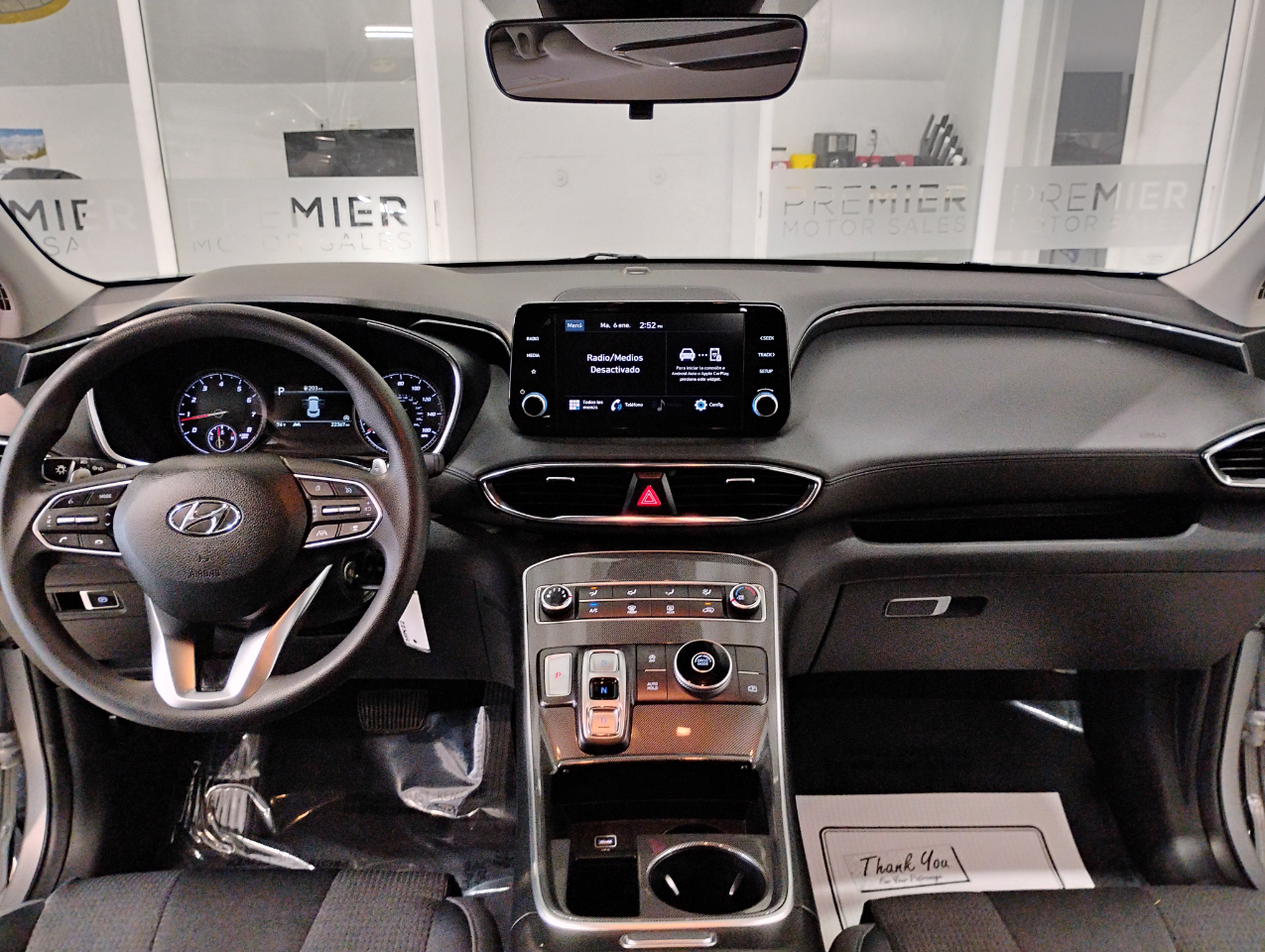 Hyundai Santa Fe SE 2023