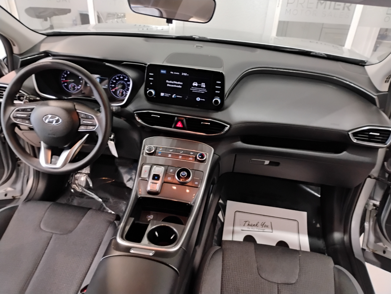 Hyundai Santa Fe SE 2023