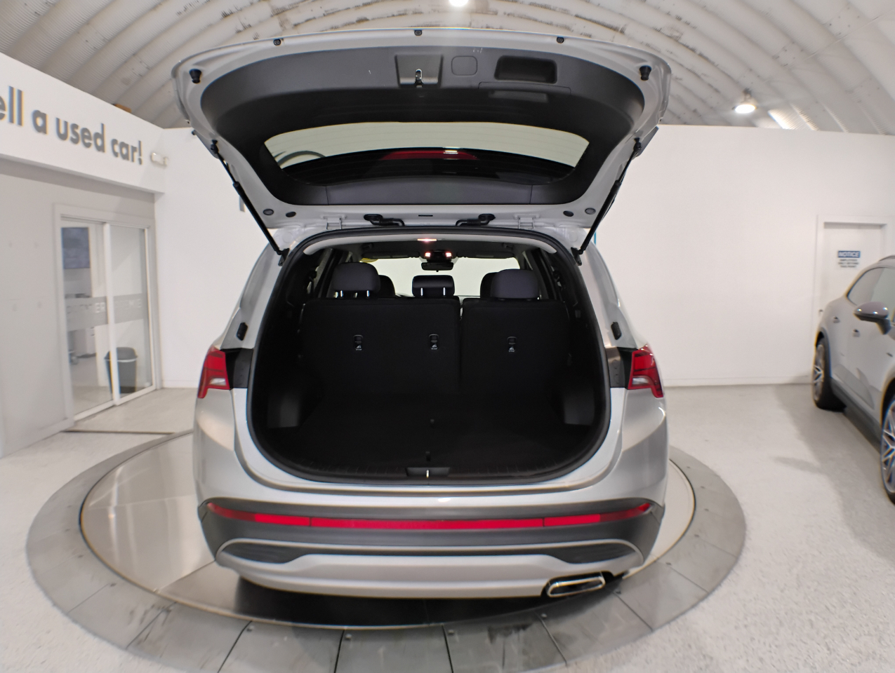 Hyundai Santa Fe SE 2023