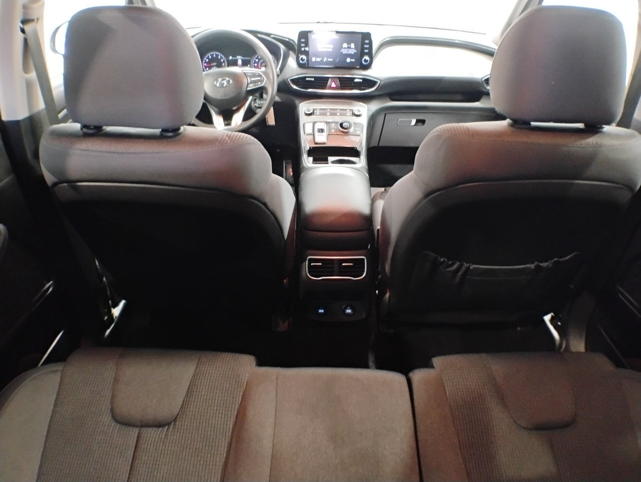 Hyundai Santa Fe SE 2023