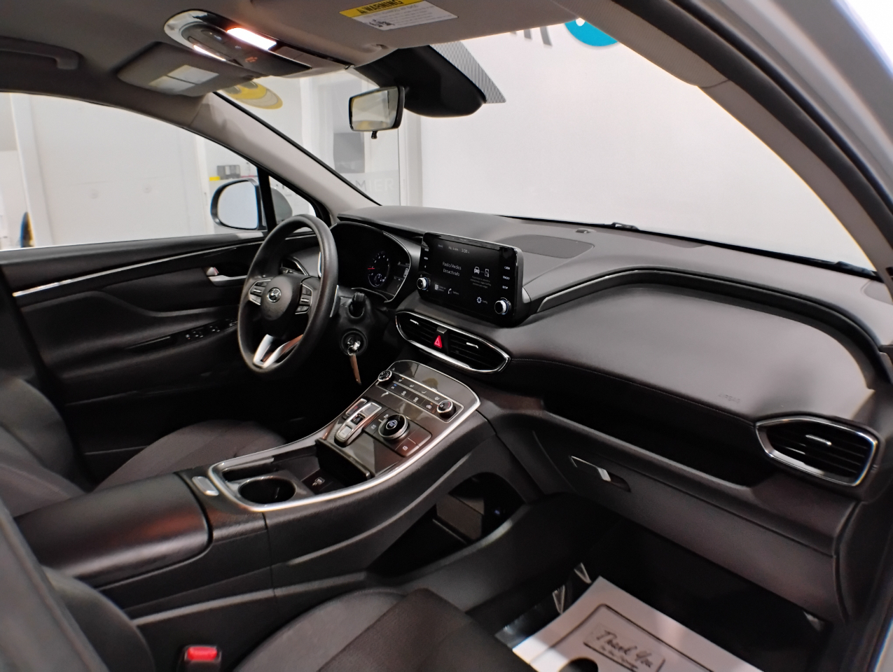 Hyundai Santa Fe SE 2023