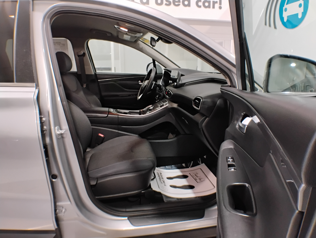 Hyundai Santa Fe SE 2023