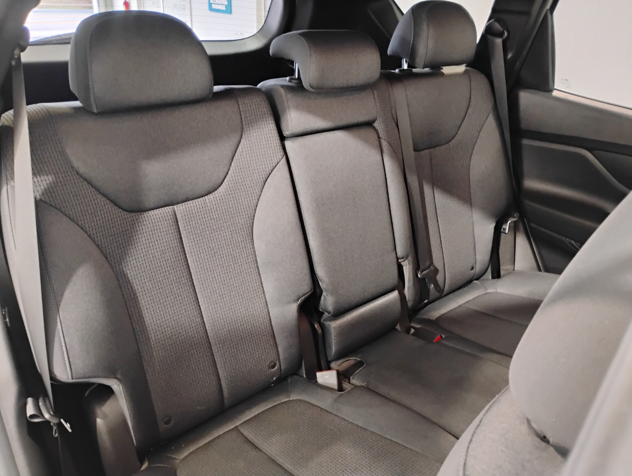 Hyundai Santa Fe SE 2023