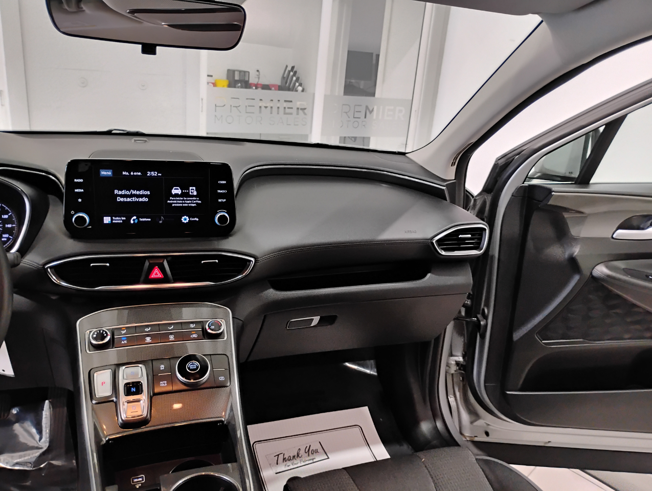 Hyundai Santa Fe SE 2023