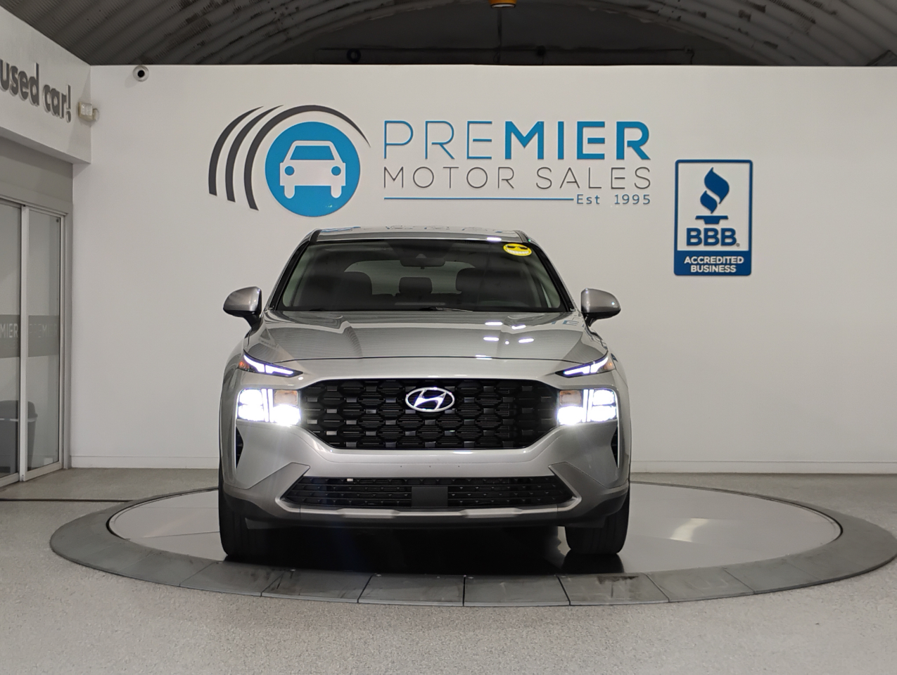 Hyundai Santa Fe SE 2023