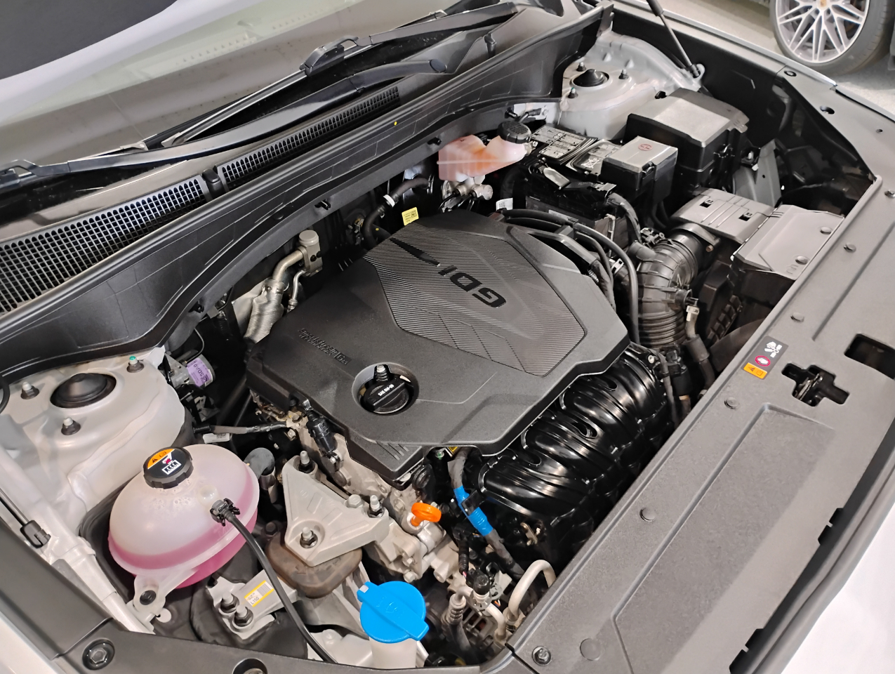 Hyundai Santa Fe SE 2023