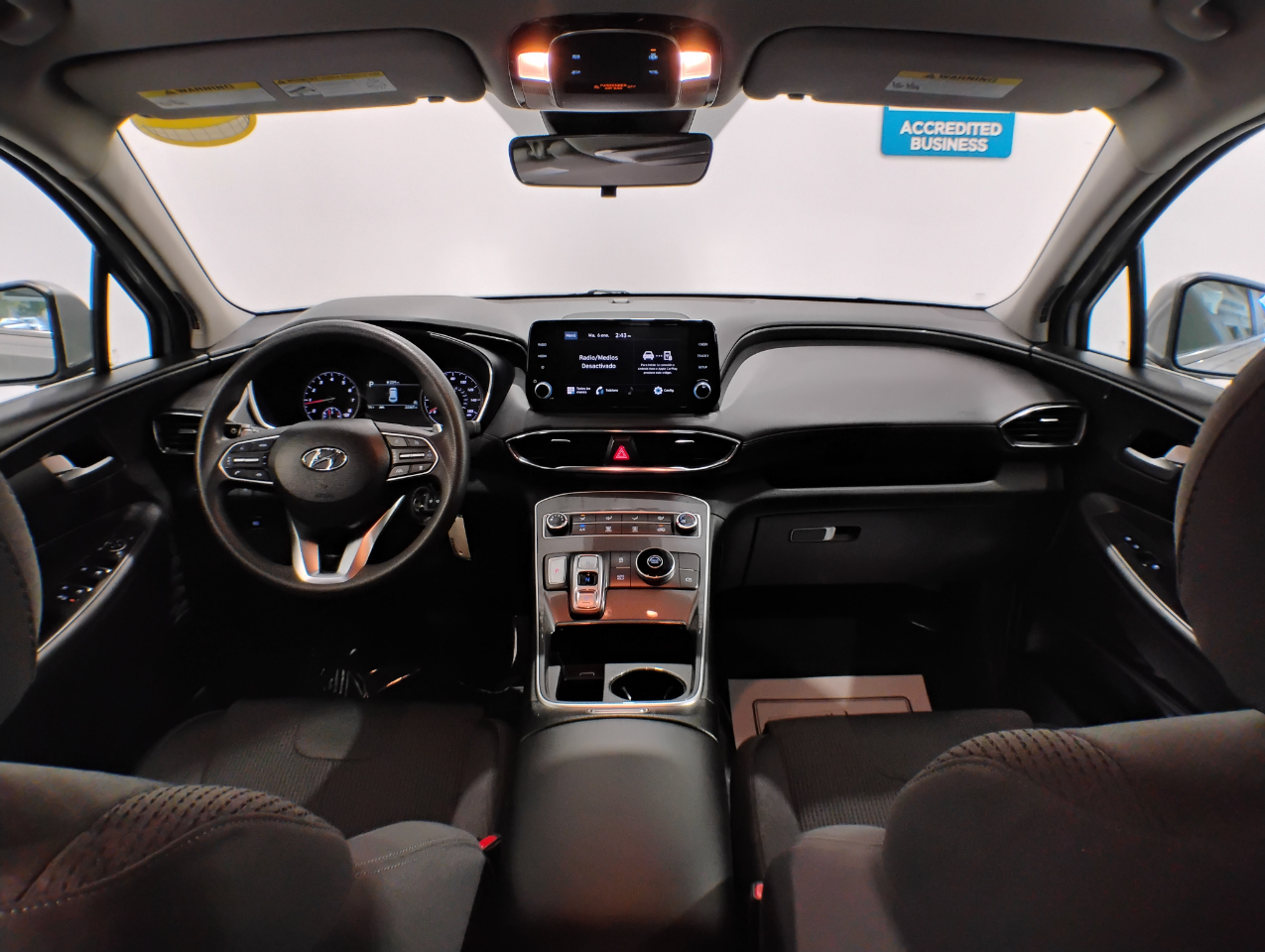 Hyundai Santa Fe SE 2023