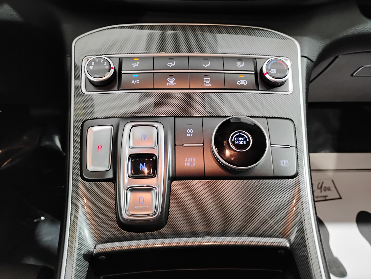 Hyundai Santa Fe SE 2023