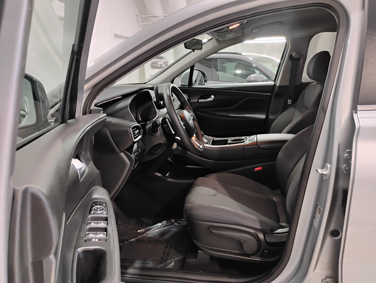 Hyundai Santa Fe SE 2023