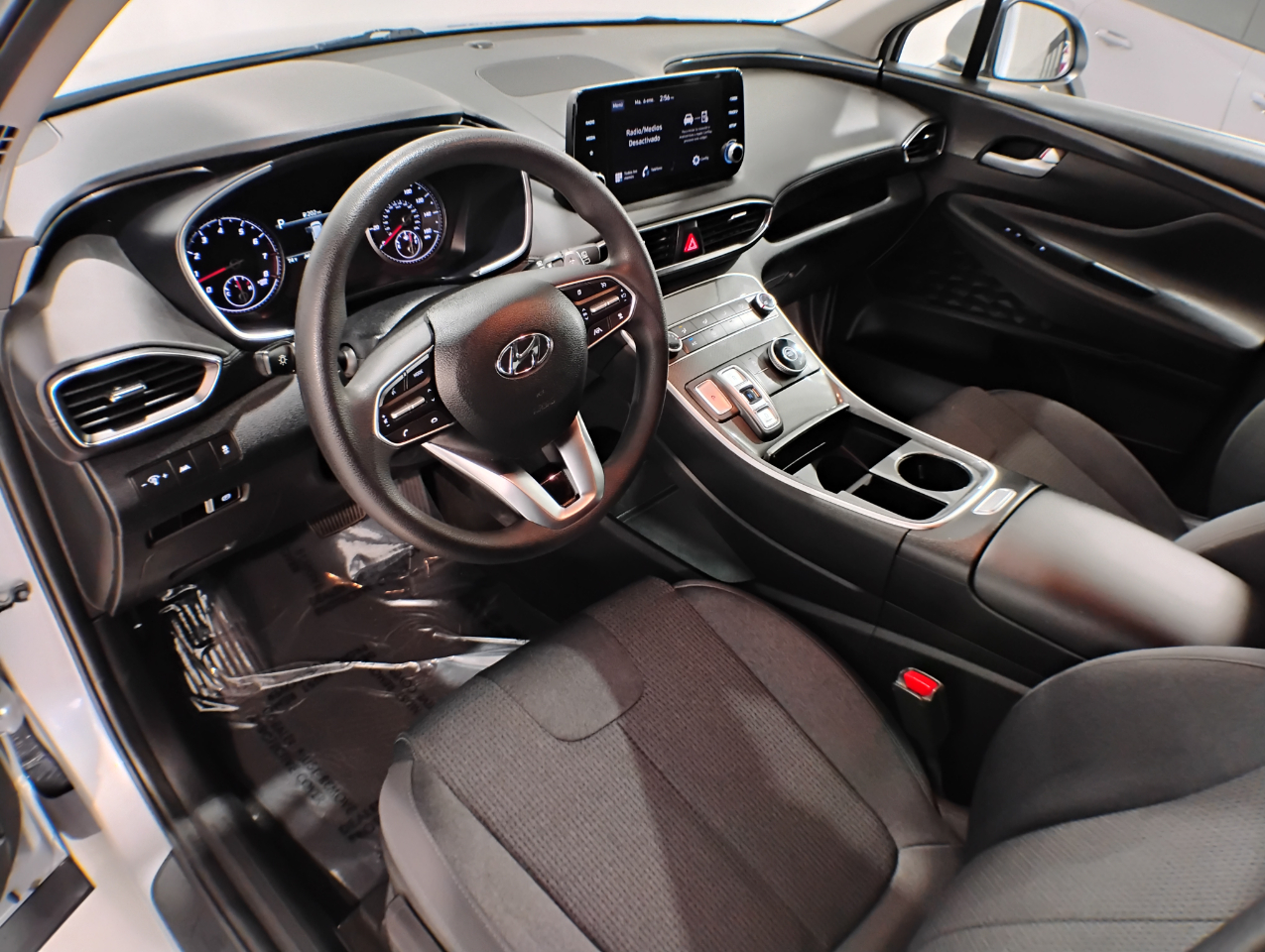 Hyundai Santa Fe SE 2023