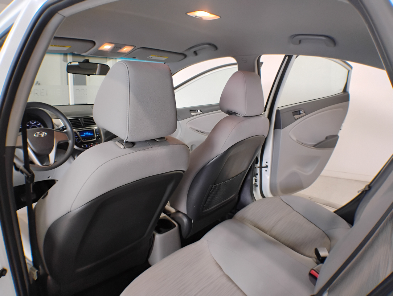 Hyundai Accent SE 4-Door 6A 2016